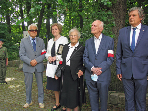 �z�ak