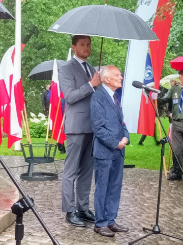 �z�ak