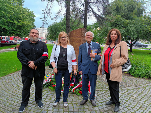 �z�ak